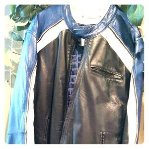 Men's leather motorcycle jacket